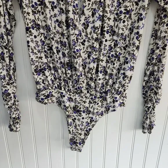 FREE PEOPLE Intimately 'Kaya' Ivory Floral Print Cutout Long Sleeve Bodysuit XS - Picture 4 of 11